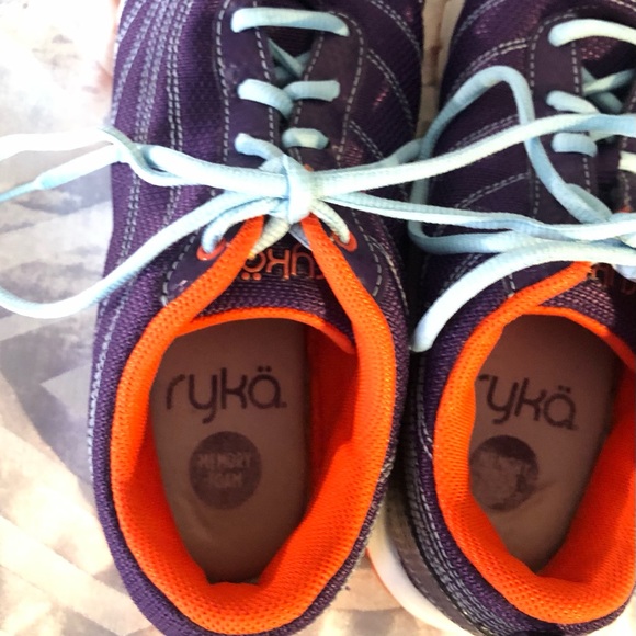 Ryka Sneakers. - Picture 4 of 8